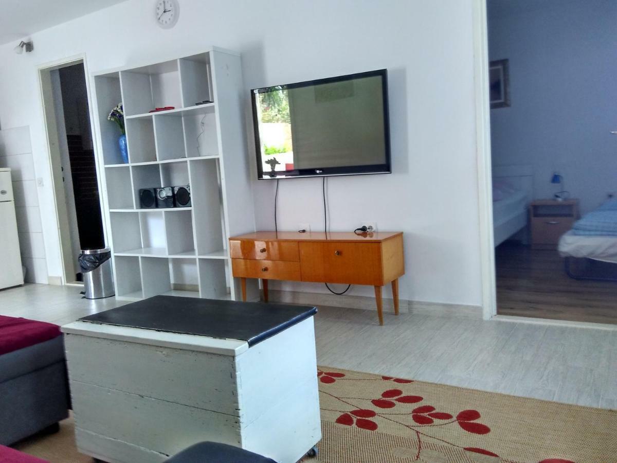 Apartman Nora Apartment Хвар Екстериор снимка