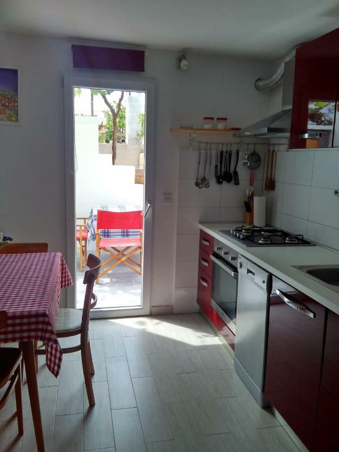 Apartman Nora Apartment Хвар Екстериор снимка